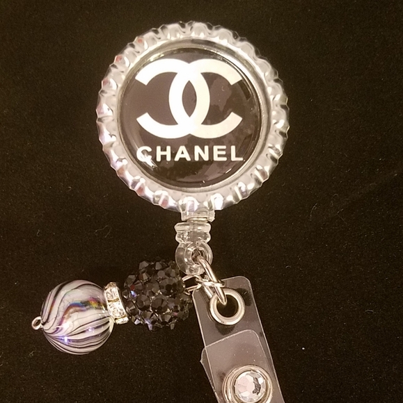 ID holder fashion badge reel ID. hol… - Picture 1 of 3